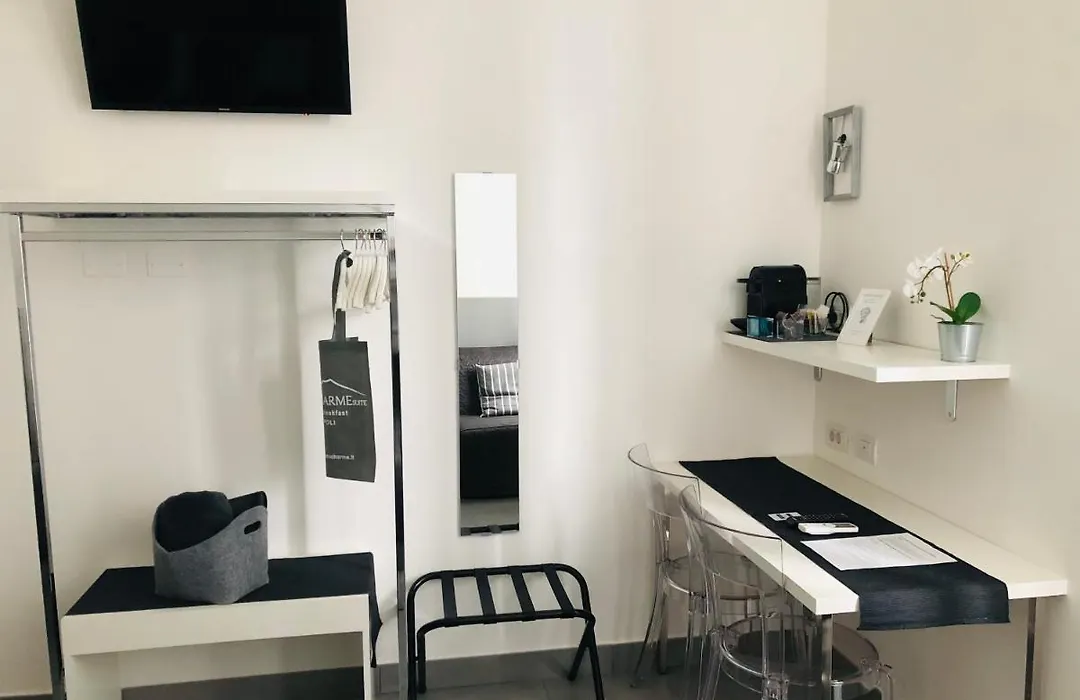 Vesucharme Suite Luxury Room-1