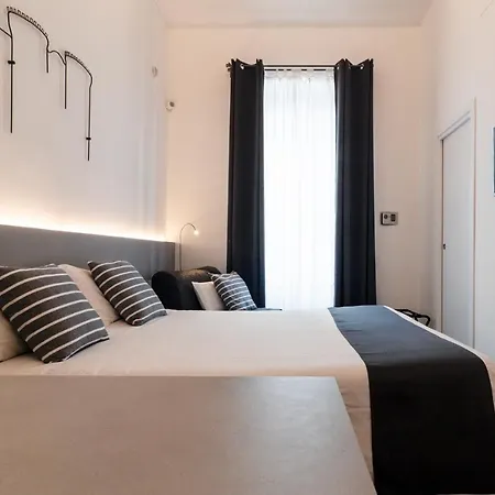 Vesucharme Suite Luxury Room-2